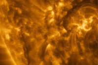 Европейский зонд Solar Orbiter сфотографировал Солнце с рекордно близкого расстояния. 