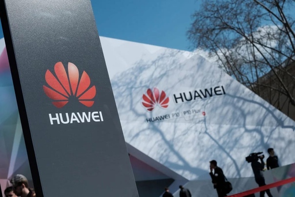Появились слухи, что Huawei рассматривает возможность продажи бренда P и Mate своих смартфонов, пишет Reuters со ссылкой на источники. 