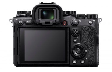 Sony представила на российском рынке фирменную камеру под названием Alpha 1. 