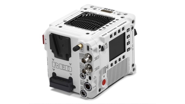 Компания RED Digital Cinema представила флагманскую камеру V-Raptor ST. 