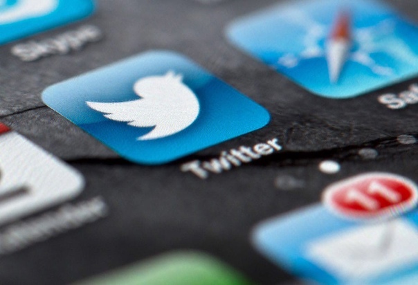 Twitter запускает сервис Birdwatch, который позволяет людям идентифицировать информацию, которая вводит в заблуждение, и писать к ней заметки.