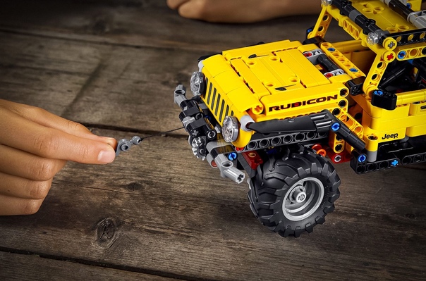 LEGO представила - Jeep Wrangler из 665 деталей. 