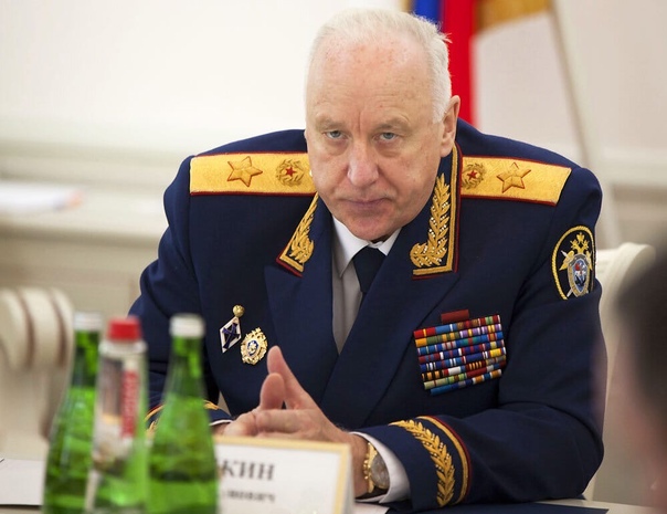Глава Следственного комитета Российской Федерации Александр Бастрыкин призвал следователей «врываться в интернет». 