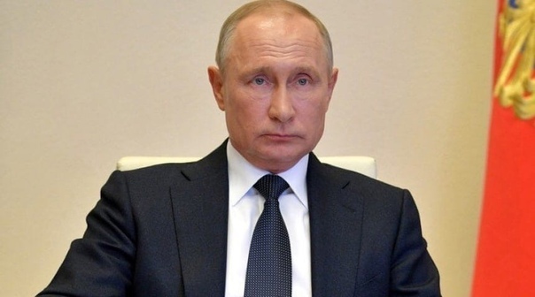 По данным Bloomberg - TikTok начал удалять посты с критикой Путина и российских властей.