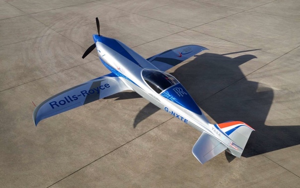 Rolls-Royce завершила испытания самолета Spirit of Innovation, который должен стать быстрейшим в мире среди электрических. 