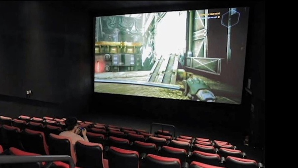 Корейская сеть кинотеатров начала сдавать залы геймерам, что бы повысить доходы на фоне ограничений, введённых властями из-за пандемии.