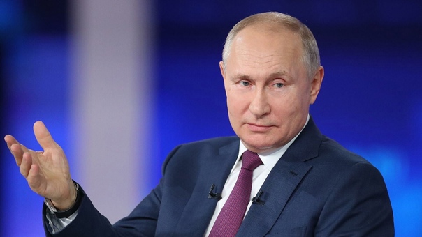 Путин подписал закон, обязывающий иностранные IT-компании с аудиторией более 500 тысяч российских пользователей в сутки открыть представительства в России.