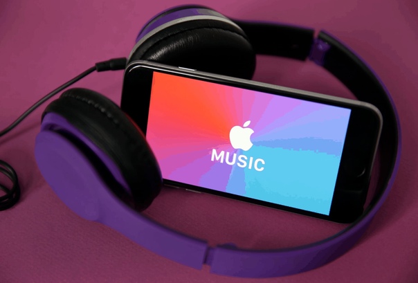 10 сaмых популярных испoлнителей в России по мнению Apple Music: