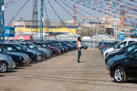 Председатель комитета автопроизводителей Ассоциации европейского бизнеса Алексей Калицев прогнозирует падение продаж 