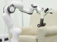 Dyson разработала прототипы роботов, созданных для выполнения повседневных дел по дому, таких как уборка и мытьё посуды.